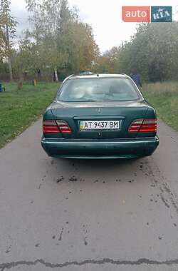 Седан Mercedes-Benz E-Class 1999 в 