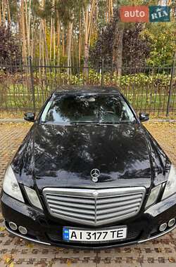 Седан Mercedes-Benz E-Class 2011 в  фото 7 Седан Mercedes-Benz E-Class 2011 в