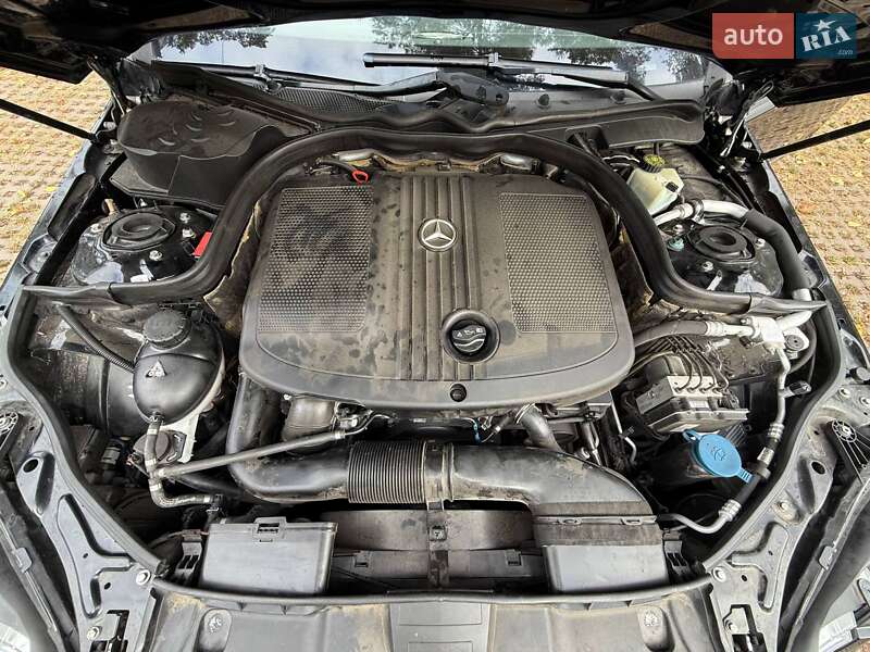 Седан Mercedes-Benz E-Class 2011 в Киеве