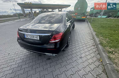 Седан Mercedes-Benz E-Class 2017 в 
