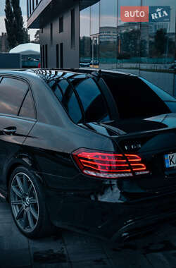 Седан Mercedes-Benz E-Class 2013 в 
