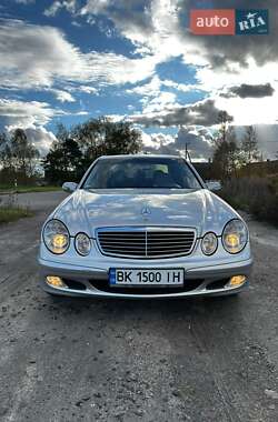 Седан Mercedes-Benz E-Class 2004 в Рівному
