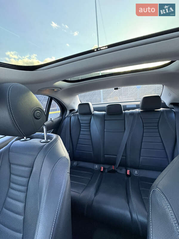 Седан Mercedes-Benz E-Class 2017 в Умани