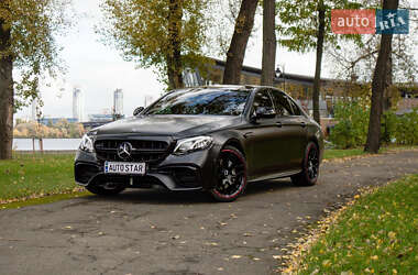 Седан Mercedes-Benz E-Class 2017 в 