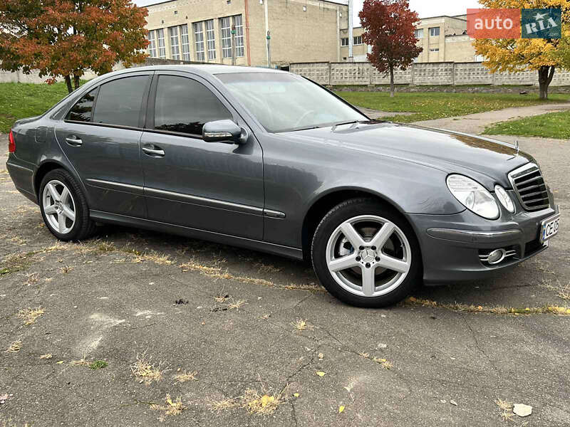 Седан Mercedes-Benz E-Class 2007 в Новодністровську