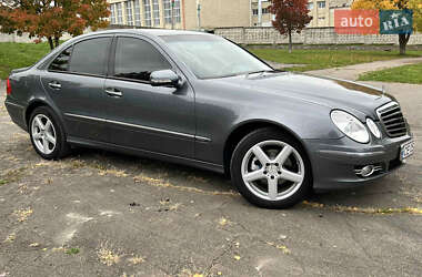 Седан Mercedes-Benz E-Class 2007 в 