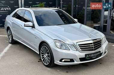 Седан Mercedes-Benz E-Class 2009 в 