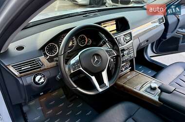 Седан Mercedes-Benz E-Class 2009 в 