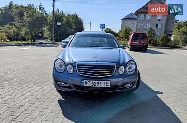 Седан Mercedes-Benz E-Class 2004 в Ивано-Франковске
