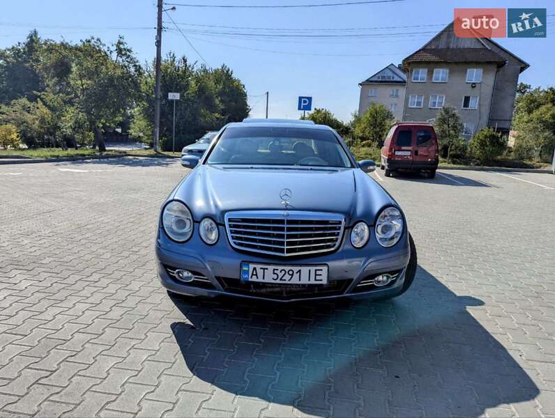 Mercedes-Benz E-Class 2004 Mercedes-Benz E-Class 2004