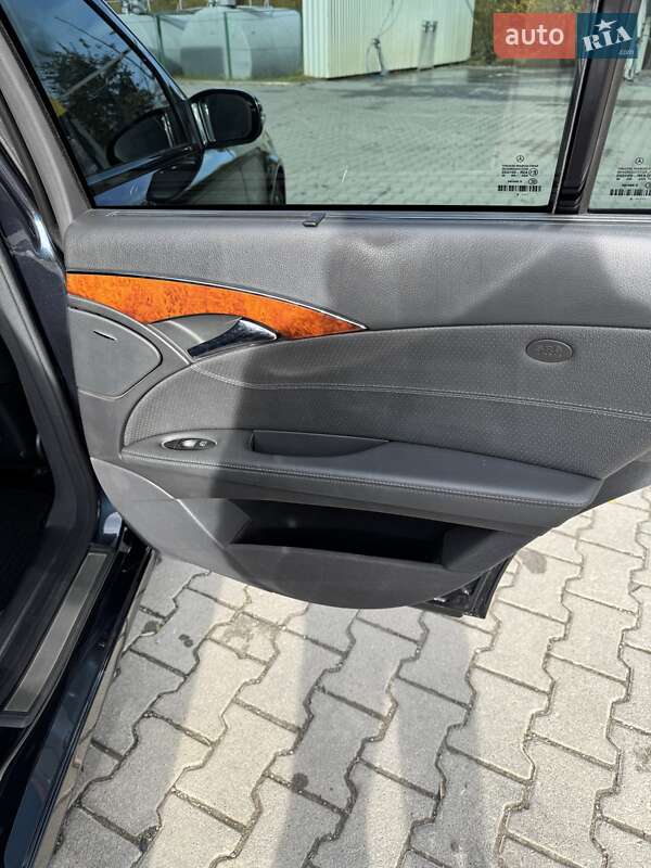 Седан Mercedes-Benz E-Class 2006 в Турке