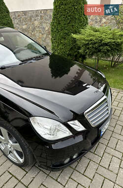 Седан Mercedes-Benz E-Class 2010 в 