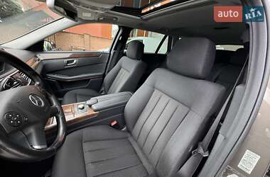 Универсал Mercedes-Benz E-Class 2013 в 