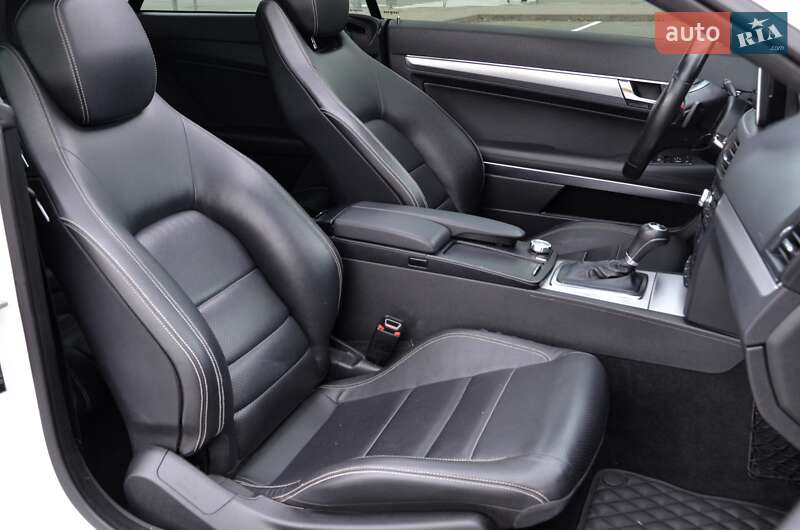 Купе Mercedes-Benz E-Class 2012 в Києві фото 44 Купе Mercedes-Benz E-Class 2012 в Києві