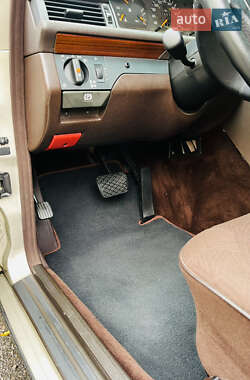 Седан Mercedes-Benz E-Class 1994 в 