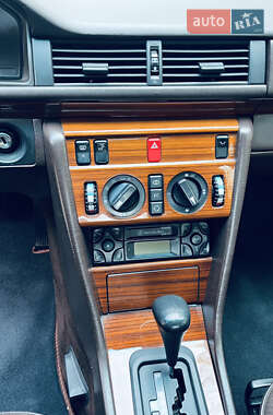 Седан Mercedes-Benz E-Class 1994 в 