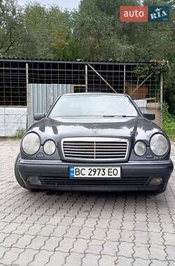 Седан Mercedes-Benz E-Class 1997 в Львове