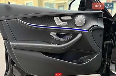 Седан Mercedes-Benz E-Class 2021 в 