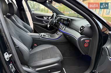 Седан Mercedes-Benz E-Class 2021 в 