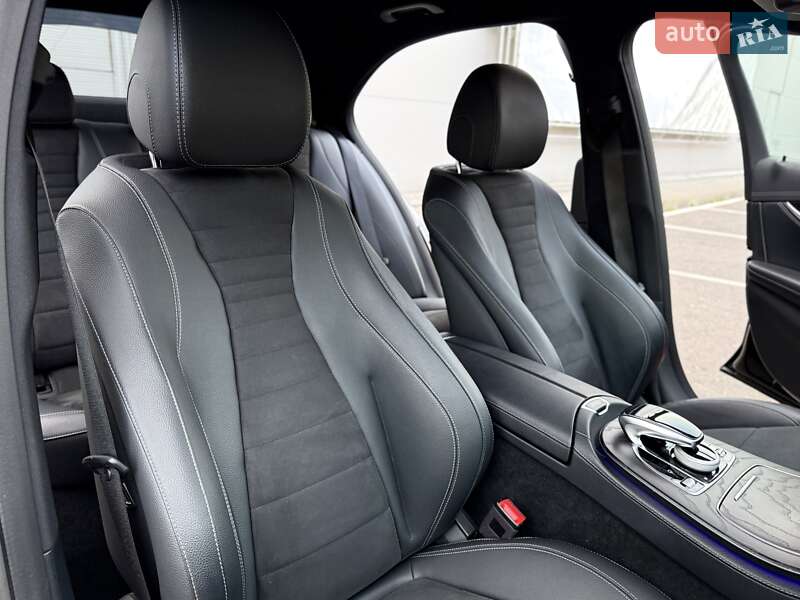 Седан Mercedes-Benz E-Class 2021 в Киеве