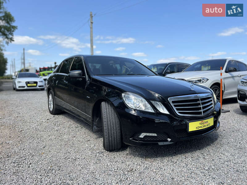 Седан Mercedes-Benz E-Class 2010 в Умани фото 2 Седан Mercedes-Benz E-Class 2010 в Умани