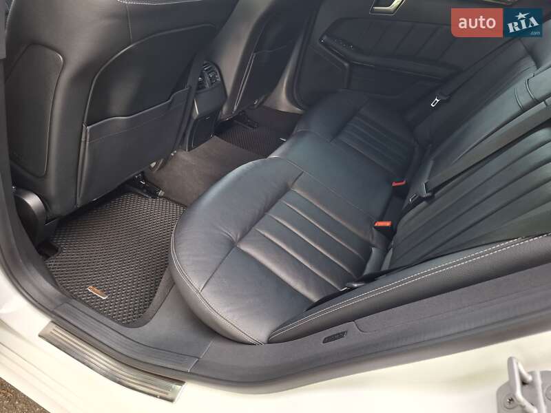 Седан Mercedes-Benz E-Class 2014 в Івано-Франківську фото 24 Седан Mercedes-Benz E-Class 2014 в Івано-Франківську