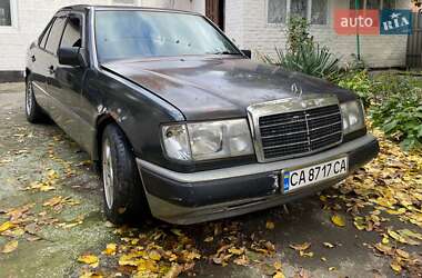 Седан Mercedes-Benz E-Class 1991 в Чигирину