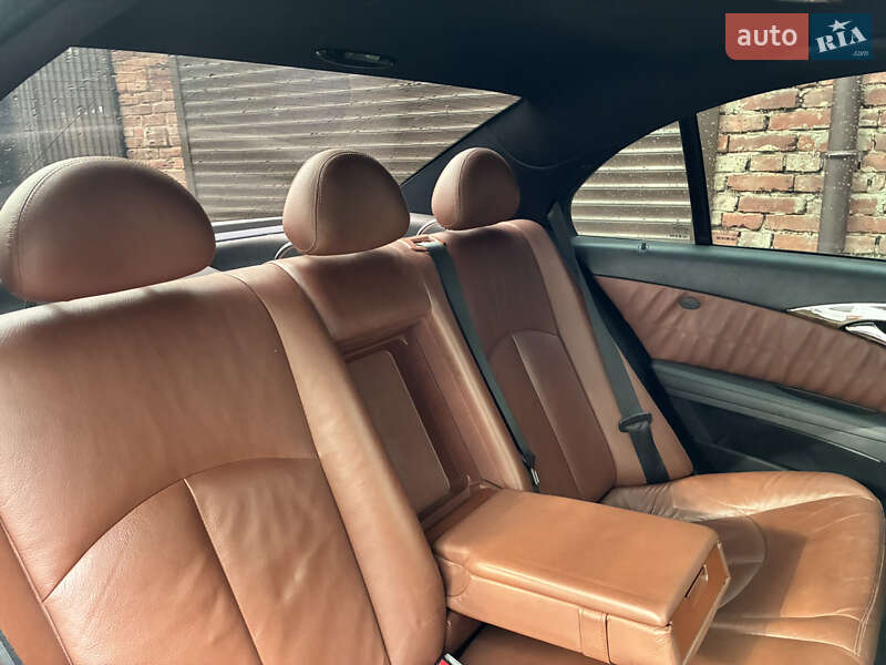 Седан Mercedes-Benz E-Class 2006 в Ивано-Франковске