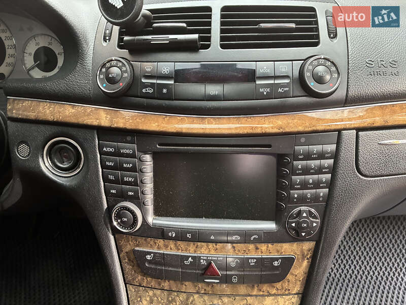 Седан Mercedes-Benz E-Class 2006 в Ивано-Франковске