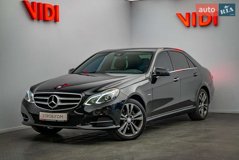 Седан Mercedes-Benz E-Class 2015 в Киеве