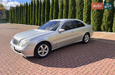 Седан Mercedes-Benz E-Class 2004 в 