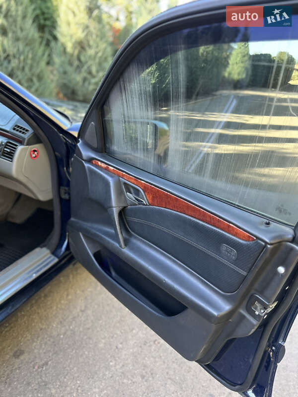 Седан Mercedes-Benz E-Class 1997 в Одессе