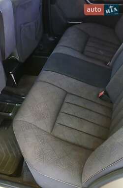 Седан Mercedes-Benz E-Class 1994 в 