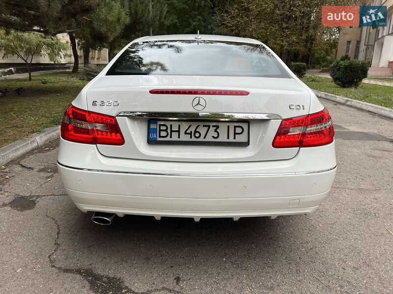 Купе Mercedes-Benz E-Class 2012 в Одесі