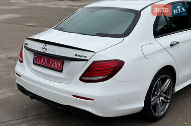 Седан Mercedes-Benz E-Class 2020 в 