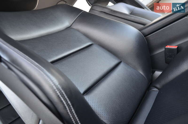 Седан Mercedes-Benz E-Class 2013 в Трускавце фото 60 Седан Mercedes-Benz E-Class 2013 в Трускавце