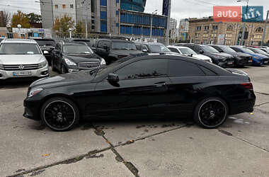 Купе Mercedes-Benz E-Class 2013 в 