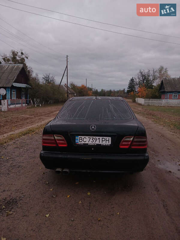 Седан Mercedes-Benz E-Class 1997 в Владимирце фото 5 Седан Mercedes-Benz E-Class 1997 в Владимирце