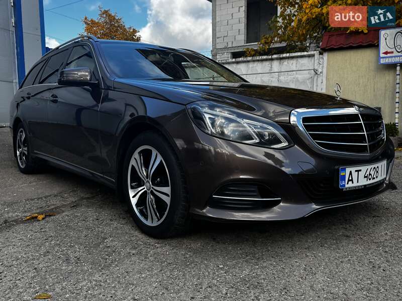 Універсал Mercedes-Benz E-Class 2013 в 