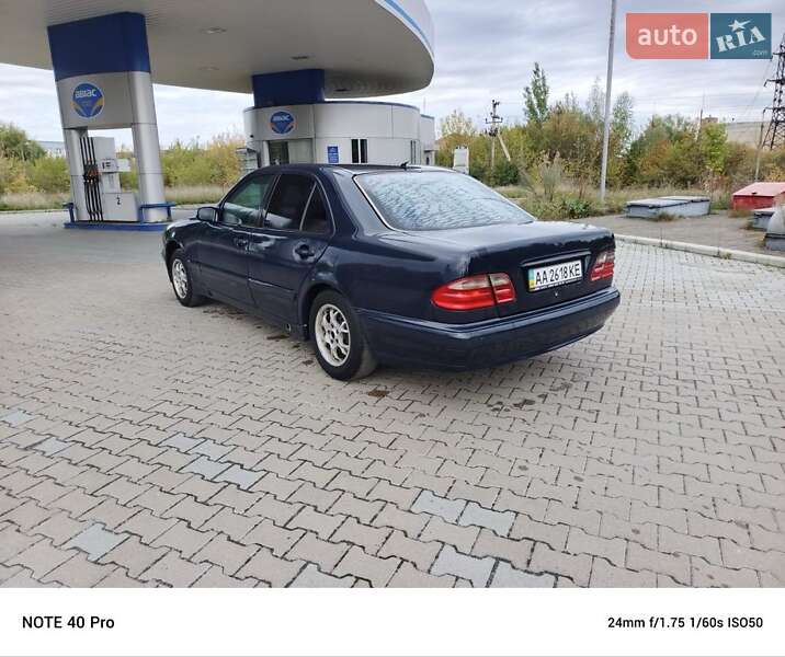 Седан Mercedes-Benz E-Class 2001 в Шепетовке фото 11 Седан Mercedes-Benz E-Class 2001 в Шепетовке