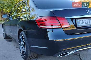 Седан Mercedes-Benz E-Class 2012 в 