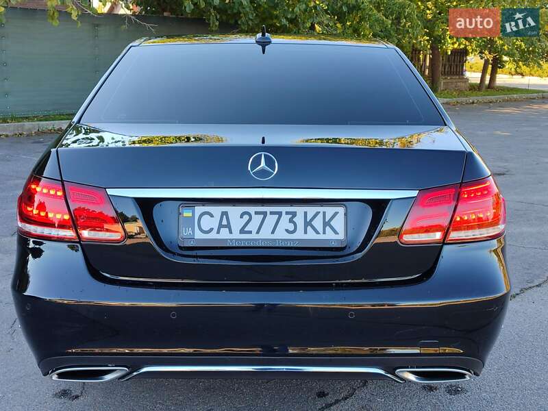 Седан Mercedes-Benz E-Class 2012 в Умані