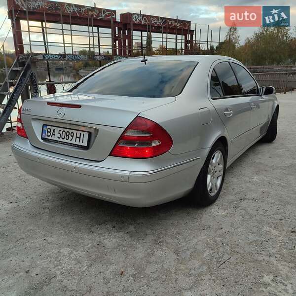 Седан Mercedes-Benz E-Class 2002 в Кропивницком