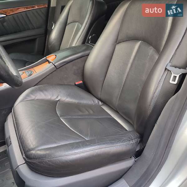 Седан Mercedes-Benz E-Class 2002 в Кропивницком