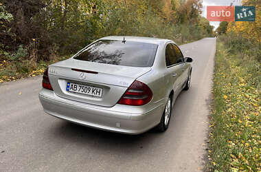 Седан Mercedes-Benz E-Class 2004 в 