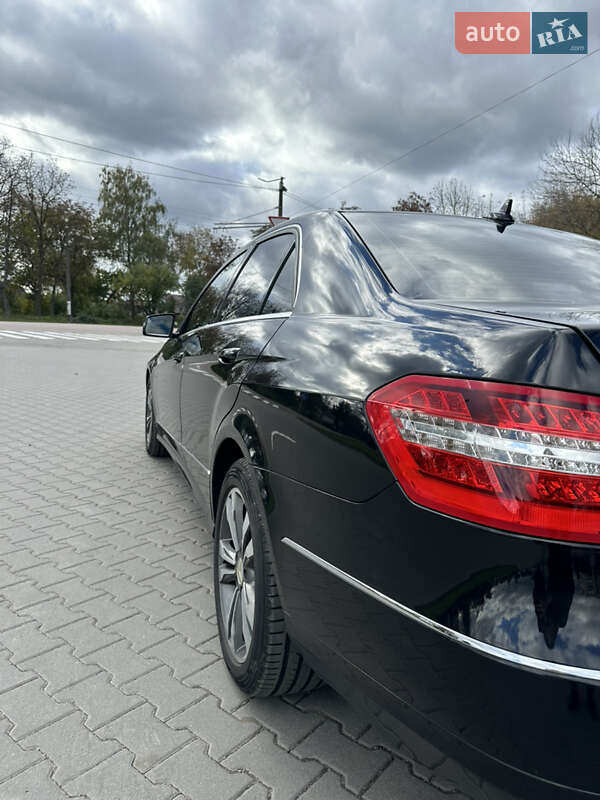 Седан Mercedes-Benz E-Class 2011 в Житомире фото 9 Седан Mercedes-Benz E-Class 2011 в Житомире