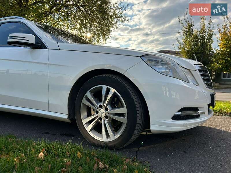 Універсал Mercedes-Benz E-Class 2012 в Хмельницькому фото 24 Універсал Mercedes-Benz E-Class 2012 в Хмельницькому