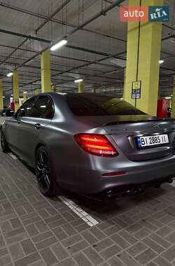Седан Mercedes-Benz E-Class 2018 в 
