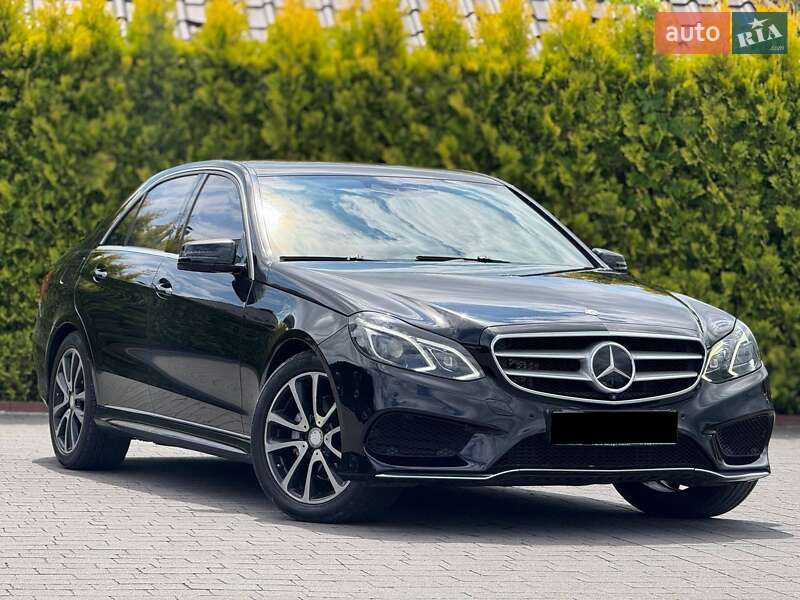 Седан Mercedes-Benz E-Class 2013 в Стрые фото Седан Mercedes-Benz E-Class 2013 в Стрые