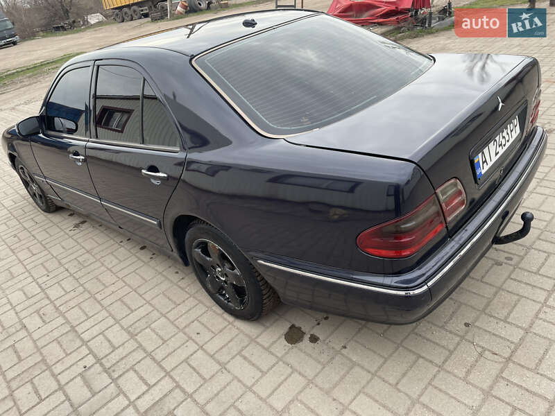 Седан Mercedes-Benz E-Class 2001 в Кривом Роге фото 9 Седан Mercedes-Benz E-Class 2001 в Кривом Роге